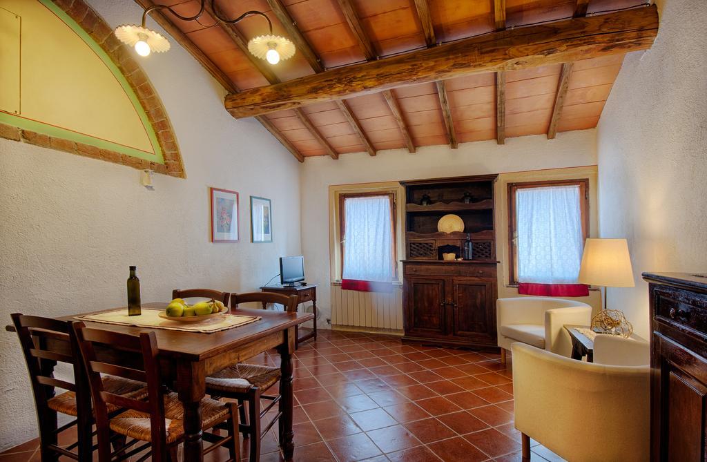 Agriturismo Poggio Bonelli Castelnuovo Berardenga Δωμάτιο φωτογραφία